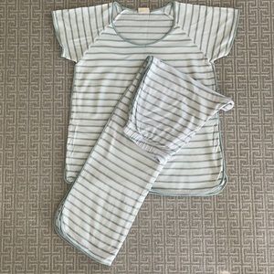LAKE Pajamas Set - Size Medium